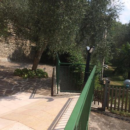 Appartamento Cadelagnel Castelletto Di Brenzone Bagian luar foto