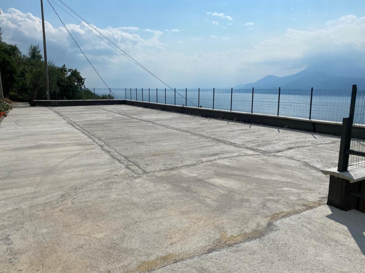 Appartamento Cadelagnel Castelletto Di Brenzone Bagian luar foto