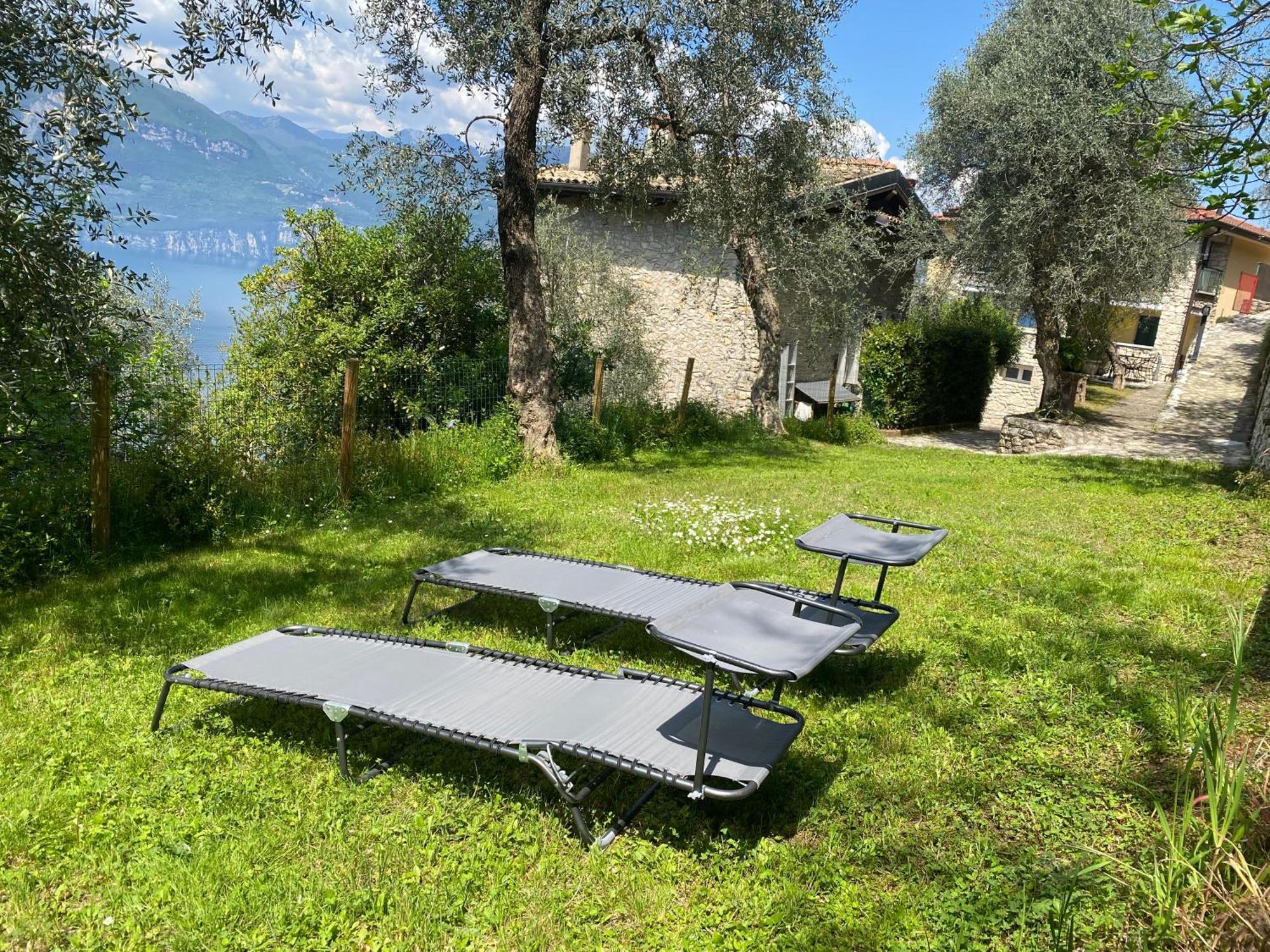 Appartamento Cadelagnel Castelletto Di Brenzone Bagian luar foto