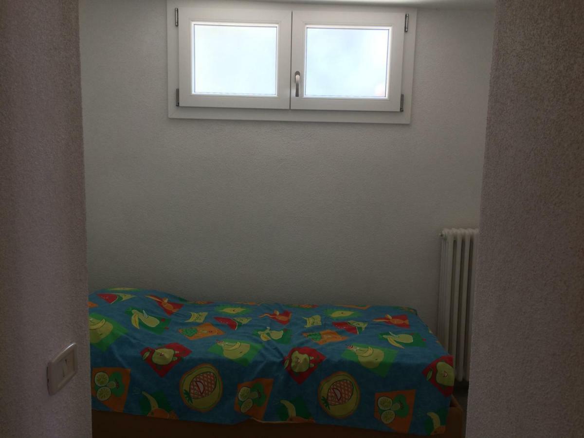 Appartamento Cadelagnel Castelletto Di Brenzone Bagian luar foto